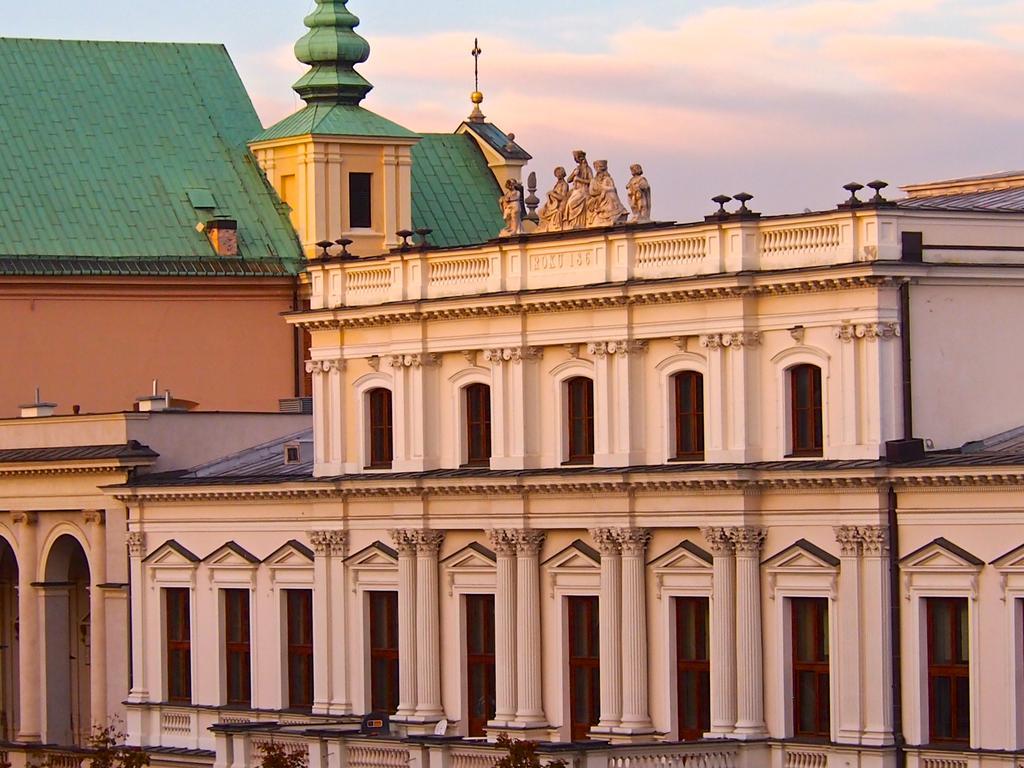 Old Town Snug Apartment Varşovia Exterior foto